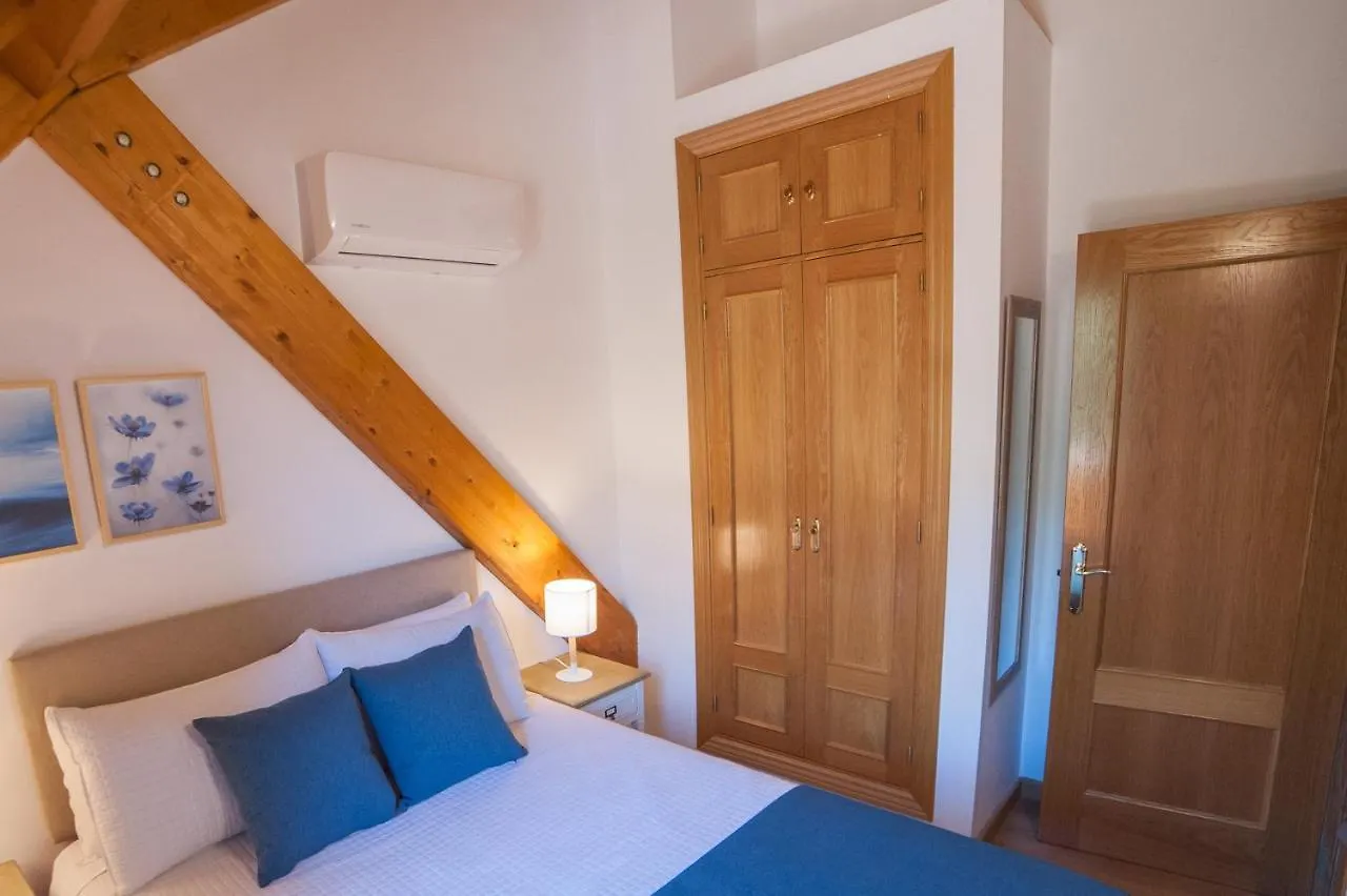 Apartment Alojamiento Aguilar, Con Cargador De Vehiculo Electrico Arroyo Frio